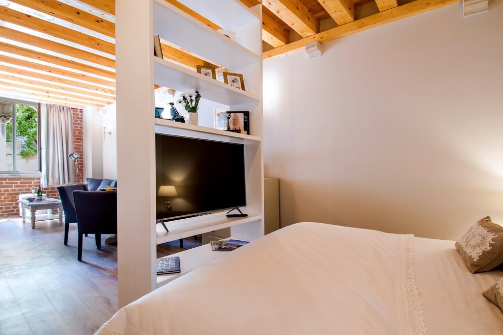 Heritage Suites Zanini 赫瓦尔 外观 照片